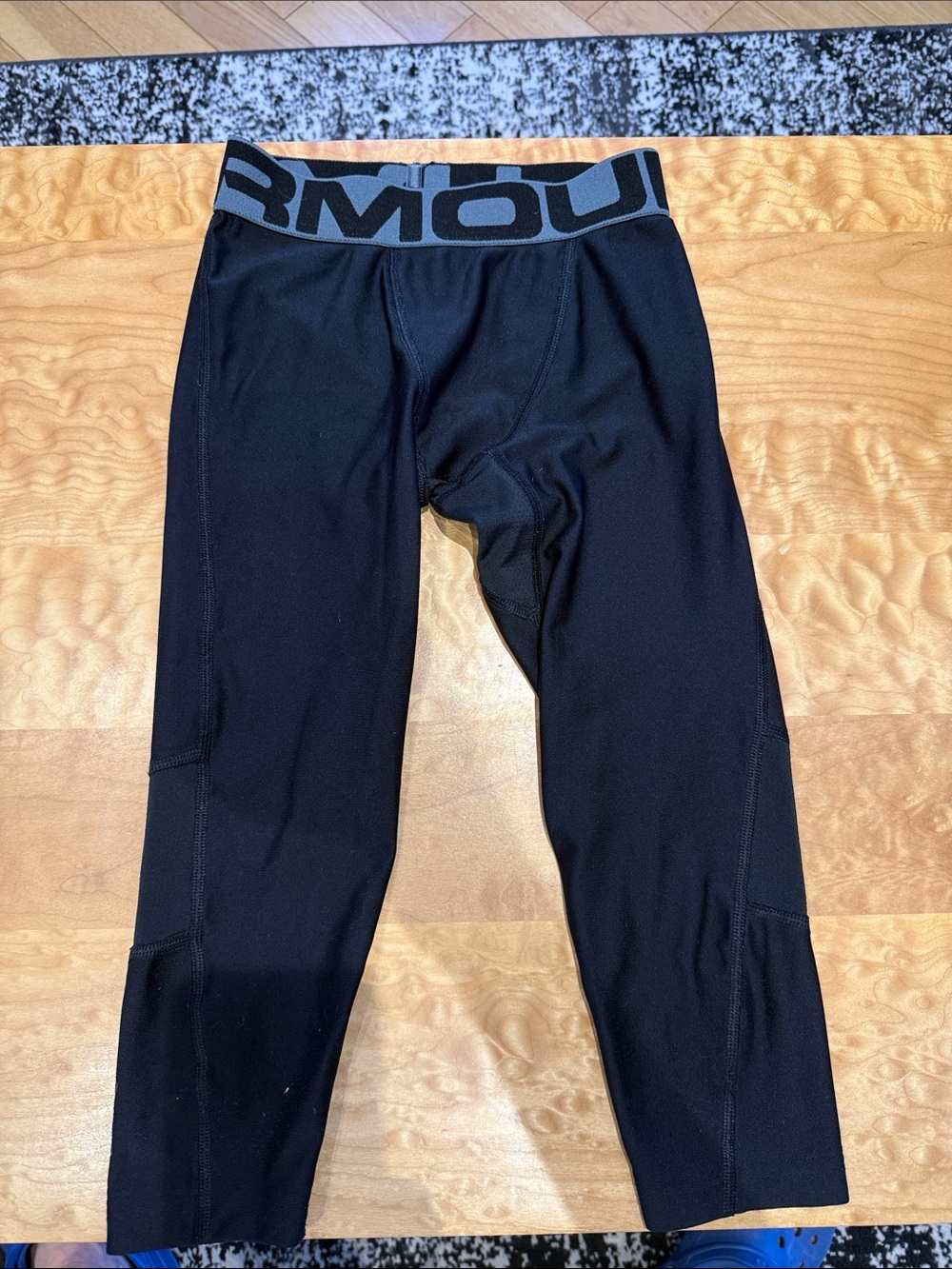 Under Armour Black Girls' Compression Leggings with Gray Logo Waistband